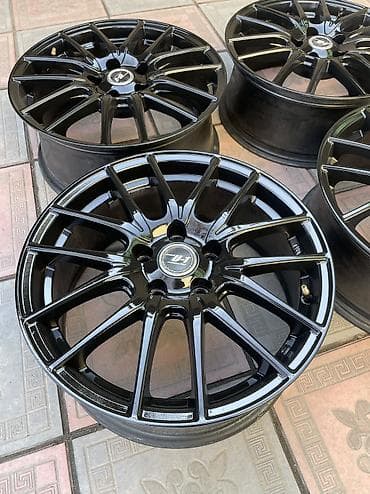 литые диски вольво хс90: Литые Диски R 17 Kia, Комплект, отверстий - 5, Б/у — 3