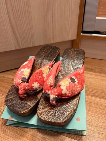 японские одежды: Японские сандалии гэта для юкаты. Очень удобная и стильная обувь — 1