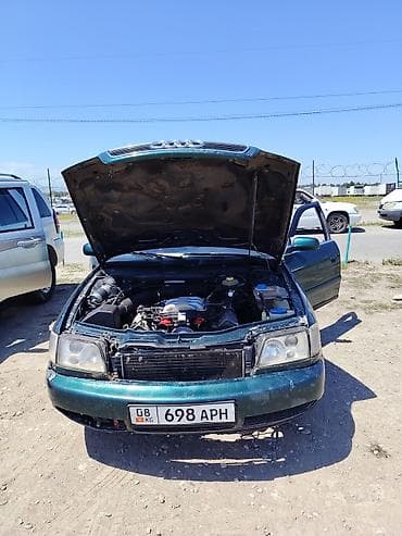Audi A6: 1995 г., 2.6 л, Механика, Бензин, Универсал — 4