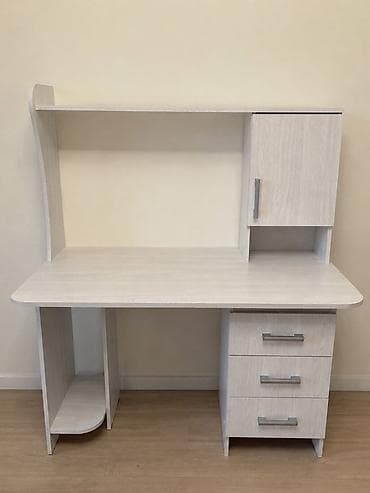 study table: Компьютерный стол, Б/у, С полками — 2