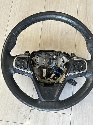 Руль Toyota 2011 г., Б/у