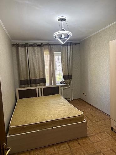 4: 3 комнаты, Бишкек Парк ТРЦ Агентство недвижимости, Только девушкам, от 1 месяца, от 3 месяцев, от 6 месяцев, С мебелью полностью — 8