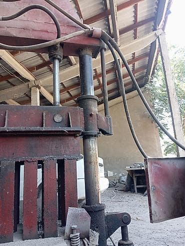 сайлент блок: Гидравлический вибропресс для изготовления стеновых блоков Описание — 4