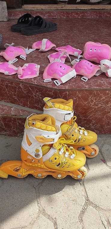 Спорт и отдых: Детские раздвижные роликовые коньки Cougar+ защитные наколенники и — 3
