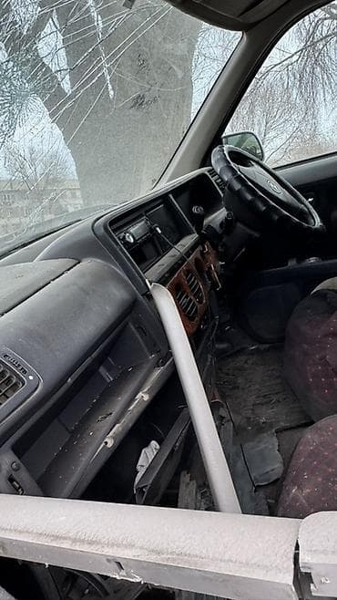 степ вагон 2000: Honda Stepwgn: 2000 г., Автомат, Минивэн — 6