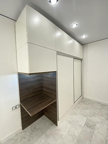 Шкаф купе, Встраиваемый