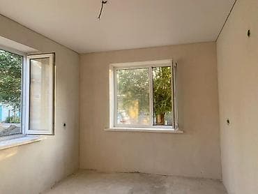 продаю дом карла маркса: Продаётся двухэтажный дом с мансардной крышей. Пошаговой доступности — 6