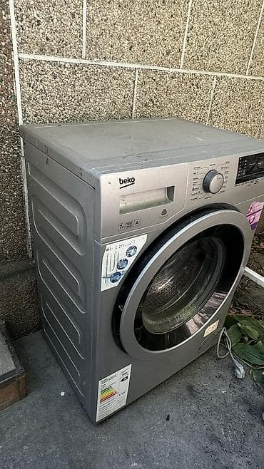 скупка стиралок: Две стиральные машины, рабочие: LG и Beko. - Марки: LG (фронтальная — 6