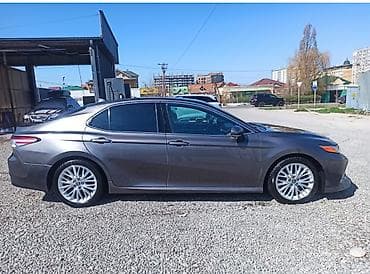 corolla s: Toyota Camry: 2020 г., 2.5 л, Вариатор, Гибрид, Седан — 4