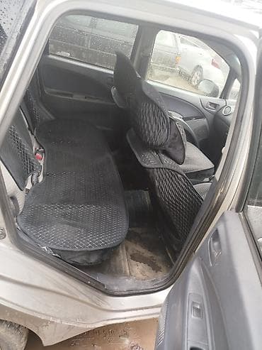 bmv e34: Mitsubishi Colt: 2004 г., 1.3 л, Автомат, Бензин, Хэтчбэк — 9