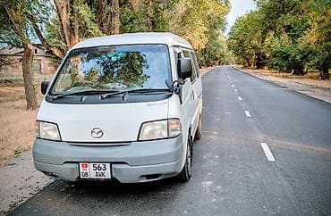 Продажа авто: Mazda BONGO: 2001 г., 2.2 л, Механика, Дизель, Минивэн — 1