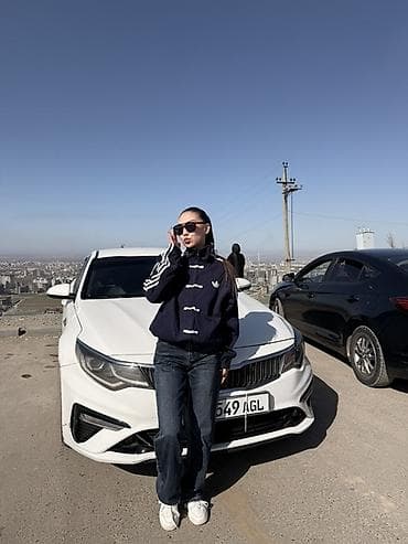 бомбер одежда: Бомбер спортивные Остались последние по 3-4 шт каждый цвет. Отдам по — 4