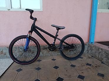 Спорт и хобби: Продаю велосипед колеса новые прошу 3900 торг есть — 1