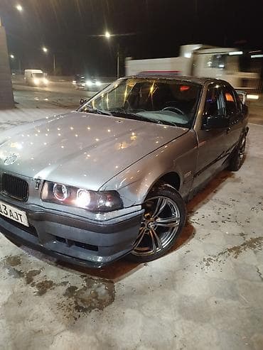 BMW: BMW 3 series: 1992 г., Седан — 2