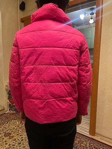 Жаш кыздардын көйнөктөрү: Куртка Деми девочковая 10-11-12 лет. 850 сом — 4