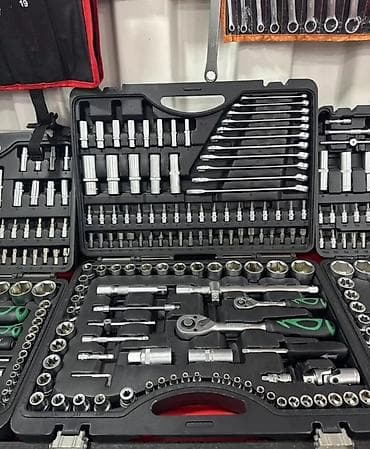 набор ножов: Набор инструментов в кейсе разработанный для широкого спектра задач — 7