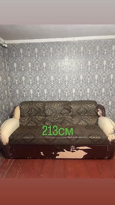 маленький уголок: 2 дивана за 5000с Комплект мягкой мебели: диван + кресло. - Диван — 1