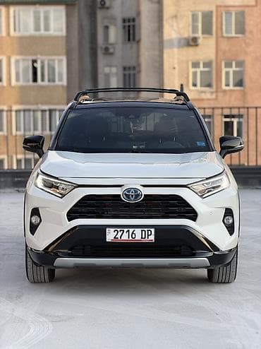 Toyota RAV4: 2020 г., 2.5 л, Автомат, Гибрид, Кроссовер