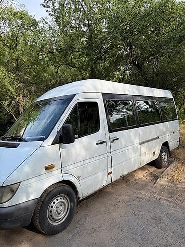 210 mers: Mercedes-Benz Спринтер: 2003 г., 2.2 л, Механика, Дизель — 6