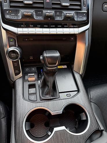 lexus lx 570 автомобиль: Toyota Land Cruiser: 2022 г., 3.6 л, Автомат, Бензин, Внедорожник — 7