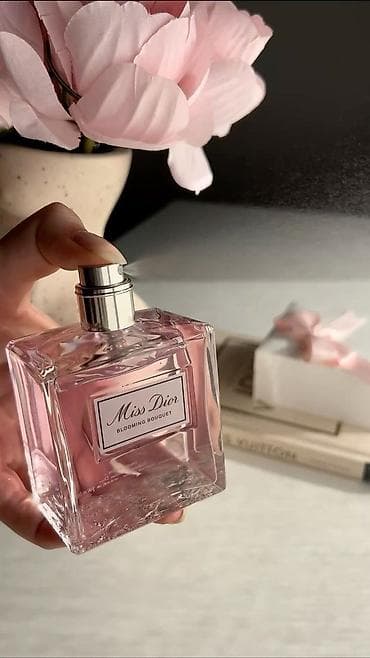 Miss Dior Blooming Bouquet — туалетная вода для женщин. Аромат: -