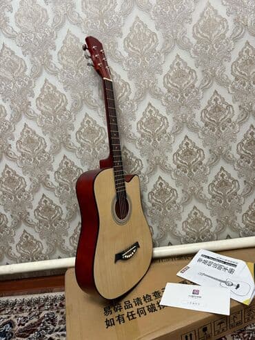 продается пятинитка: Гитара новый 2900 — 2