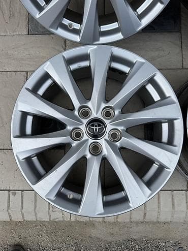 tsunami 100: Литые Диски R 17 Toyota, Комплект, отверстий - 5, Б/у — 6