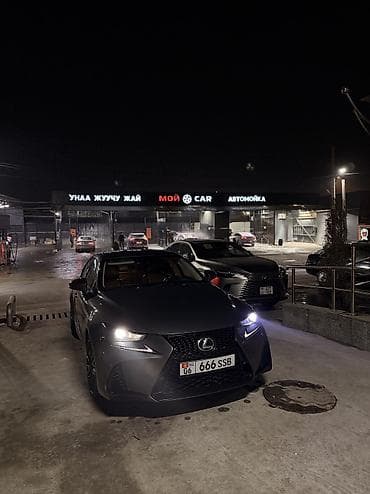 4runner 2010: Lexus IS: 2017 г., 3.5 л, Автомат, Бензин, Седан — 1