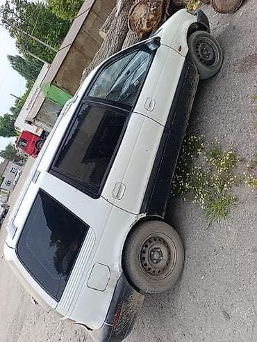 степ вагон 2004: Mitsubishi Space Wagon: 1992 г., Бензин — 3