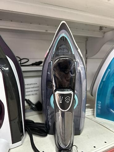 Паровой утюг с функцией отпаривания - Подошва с заострённым носиком