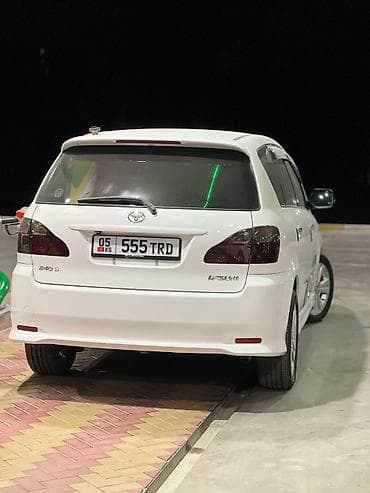 ipsum: Toyota Ipsum: 2005 г., 2.4 л, Автомат, Бензин, Минивэн — 1