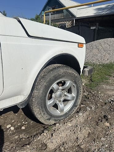 газ 53 рисор: ВАЗ (ЛАДА) 2121 (4x4): 2000 г., Механика, Бензин, Внедорожник — 3