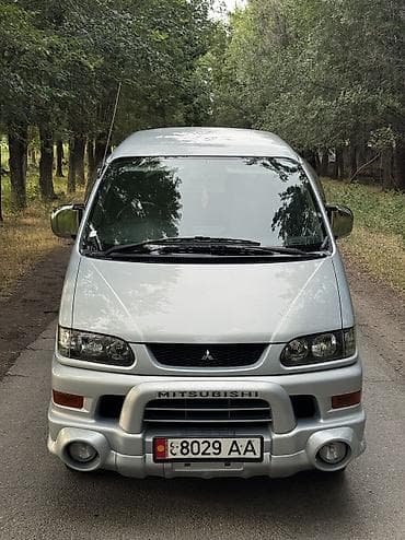Транспорт: Mitsubishi Delica: 2003 г., 3 л, Бензин, Кроссовер — 2