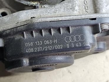 заслонка 124: Дроссельная заслонка Audi 1998 г., Б/у, Оригинал, Германия — 2