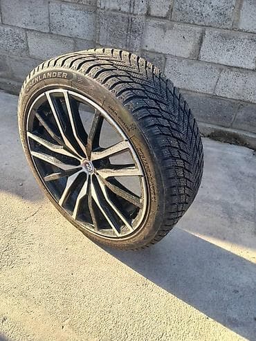 diska 13: Колеса в сборе 275 / 40 / R 20, Зимняя шипованная, Комплект, Легковые, Литые — 2