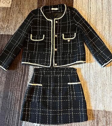 Блузкалар: Продается твидовая двойка, размер XS/S носила два раза состояние — 1