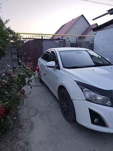 машина до 400000: Chevrolet Cruze: 2013 г., 1.8 л, Автомат, Бензин, Седан — 3
