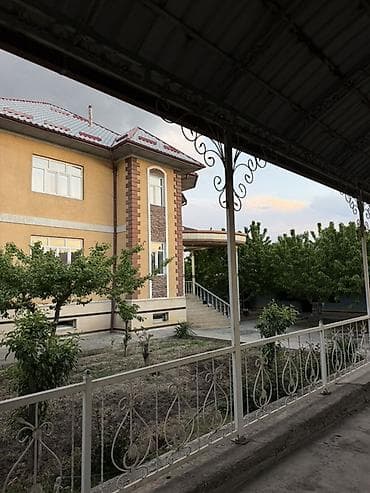 Үйлөрдү ижарага берүү: Для иностранцев На долгий срок Торг уместен Просторный частный дом с — 3