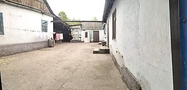 распродажа гаража: Продаётся дом в селе Будённовка с участком 18 соток.Помимо дома — 2