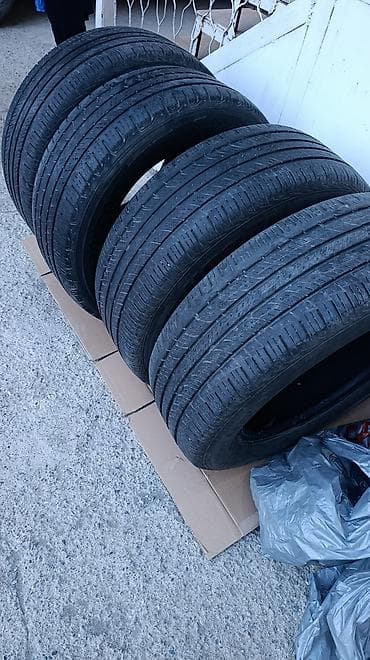 Комплект из 4 летних шин 255/60 R18. Особенности: - Размер: 255/60