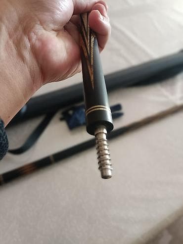 Настольные игры: Бильярдный набор Состав: - Разборный кий 2-составной: турник из — 3