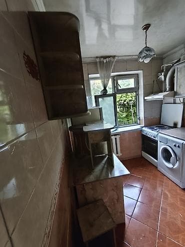 продаю 3комнатную квартиру: 3 комнаты, 50 м², Косметический ремонт — 4