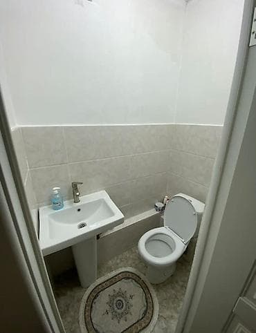 Квартиры: 3 комнаты, 62 м², Асанбай мкр 105 серия, 5 этаж — 7