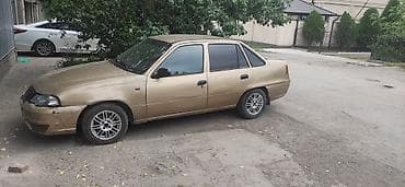 двери нексия 2: Daewoo Nexia: 2009 г., Механика, Бензин, Седан — 2