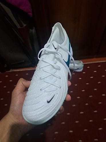 бутсы найк: Футбольные бутсы/сороконожки Nike (модель с низким профилем) размер — 1