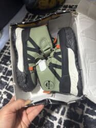 детская брендовая обувь: Детская обувь (несколько пар) 1) Туристические/треккинговые кроссовки — 1