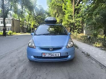 Продажа авто: Honda Fit: 2003 г., 1.3 л, Вариатор, Бензин, Хэтчбэк — 1