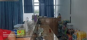 ижара комната: Соода жайы, 25 м² Иштеп жаткан, Жабдуулары менен, Ремонту менен — 3