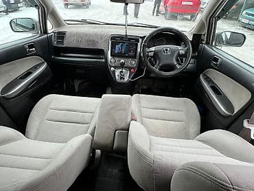 Honda Stream: 2004 г., 2 л, Автомат, Бензин, Минивэн