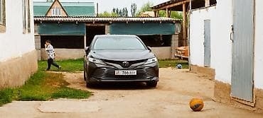 ls 300: Toyota Camry: 2018 г., 2.5 л, Автомат, Бензин, Седан — 5